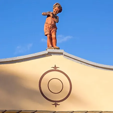 La Badia Di Leopoldo فيلة *